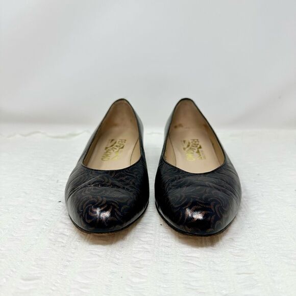 Ferragamo Kitten Heels- Size 8.5 - Picture 2 of 14